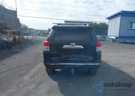 2013 Toyota 4Runner Limited z USA, uszkodzony, nr VIN JTEBU5JR6D5143353